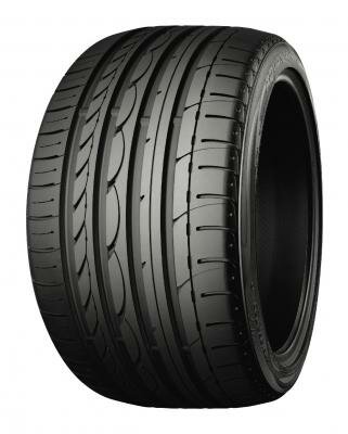 Фото Yokohama Advan Sport V103